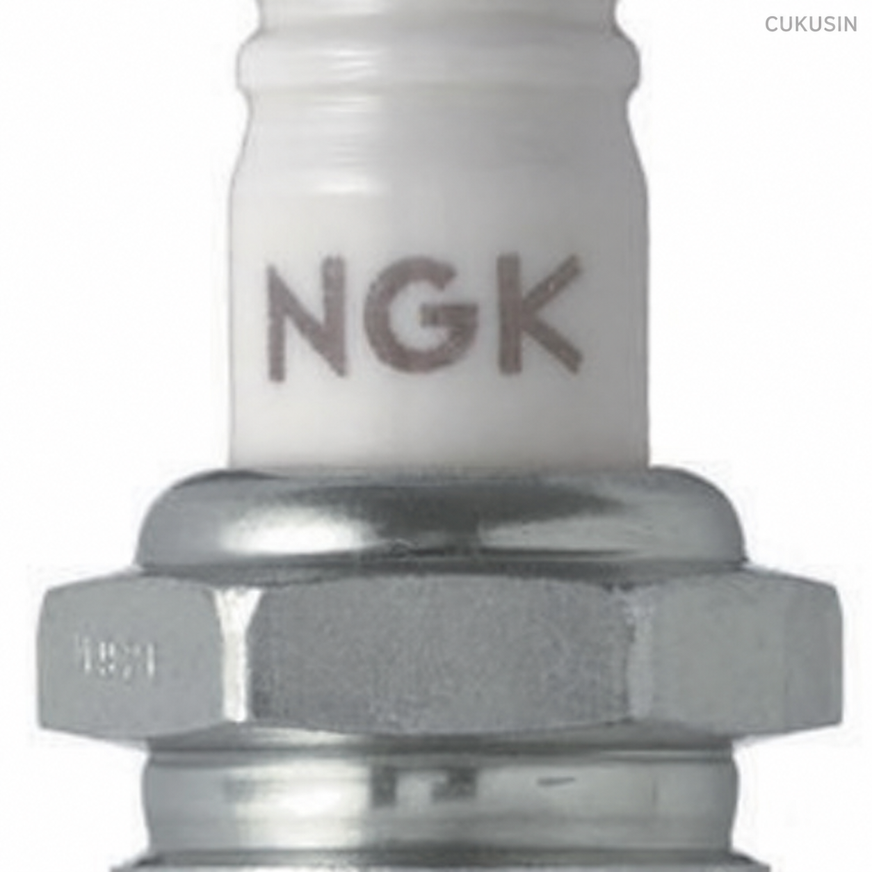 Ngk outboard motorboat 2-stroke 15HP 5110 ngk standard spark plug (b7hs) — CUKUSIN logo image